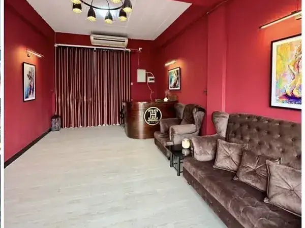 พนักงานนวด H Club เชียงใหม่