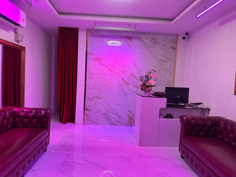รับสมัครพนักงานนวดสปา ร้าน Lucy Nuru Massage สุขุมวิท22